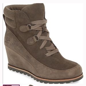 Ugg Kriston waterproof wedge snow bootie